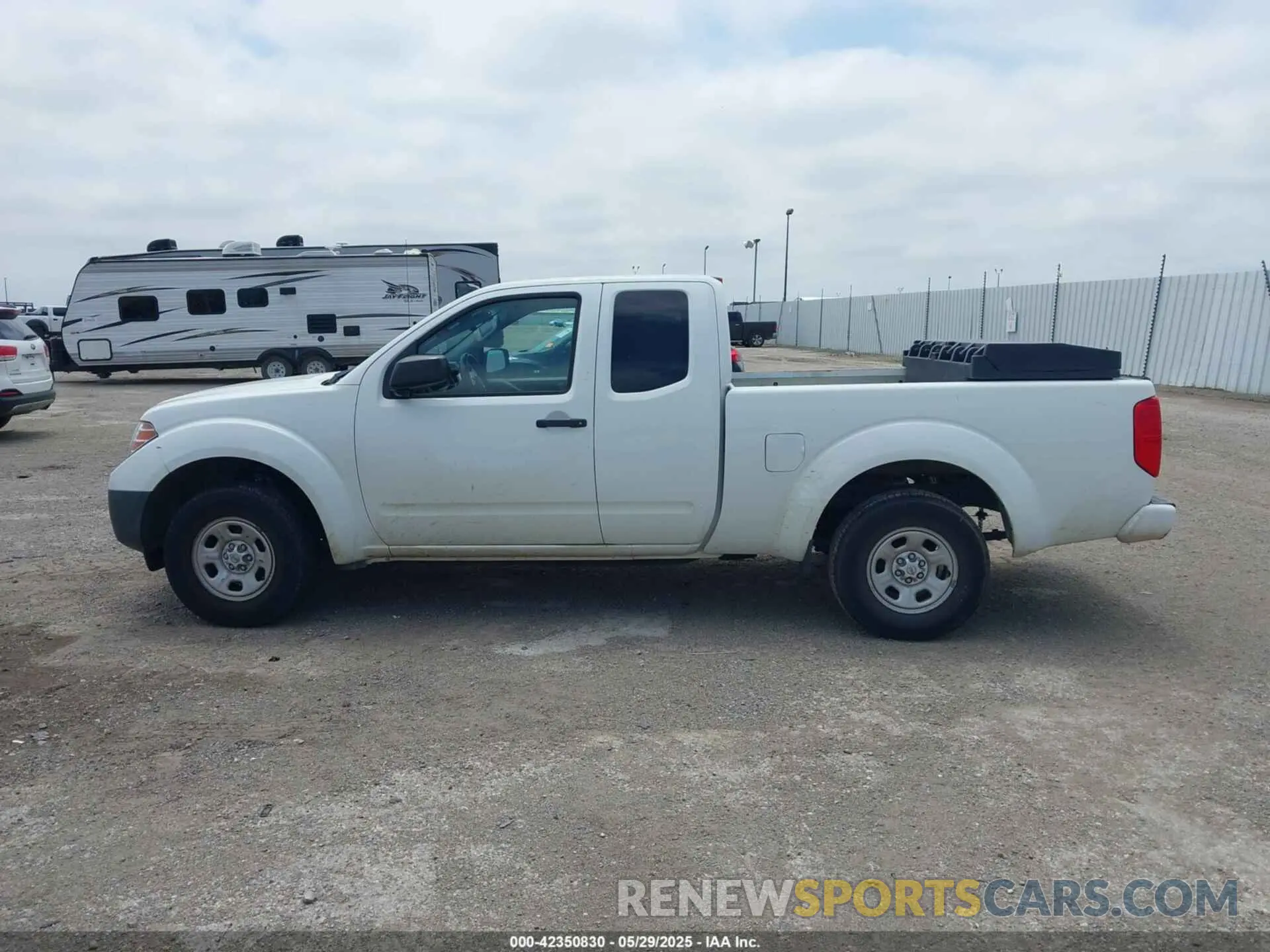 14 Photograph of a damaged car 1N6BD0CT9KN746274 NISSAN FRONTIER 2019