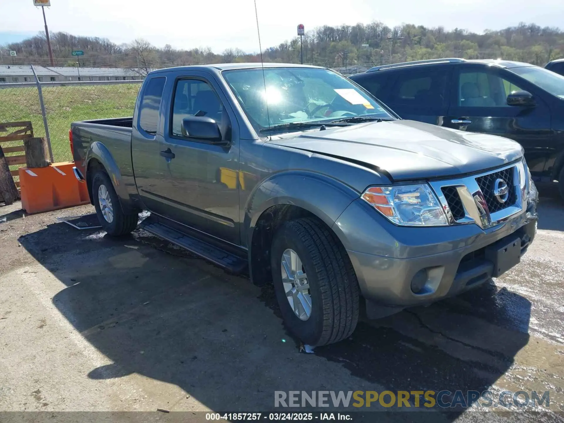 1 Photograph of a damaged car 1N6DD0CW8KN780757 NISSAN FRONTIER 2019