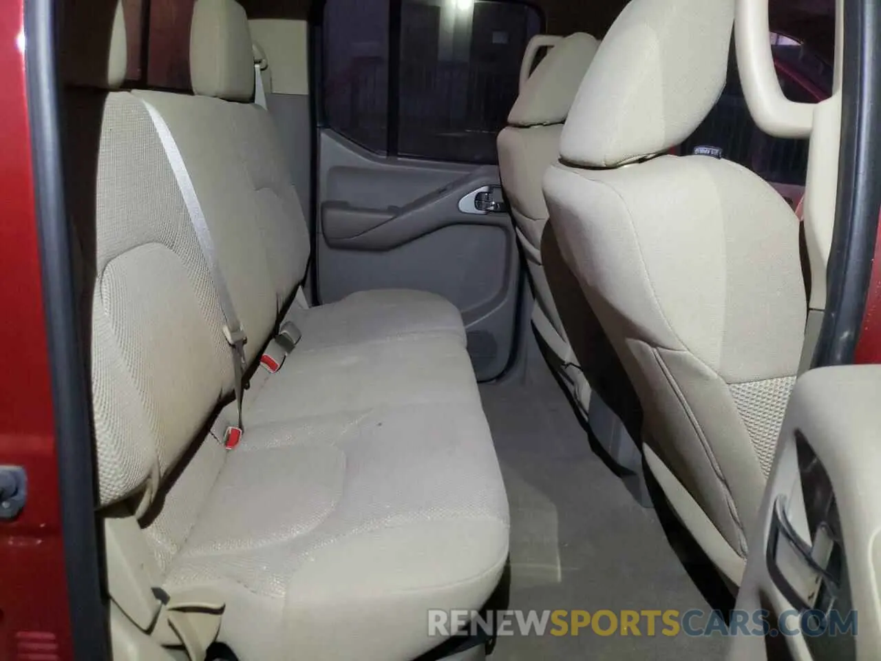 10 Photograph of a damaged car 1N6DD0ER0KN721354 NISSAN FRONTIER 2019
