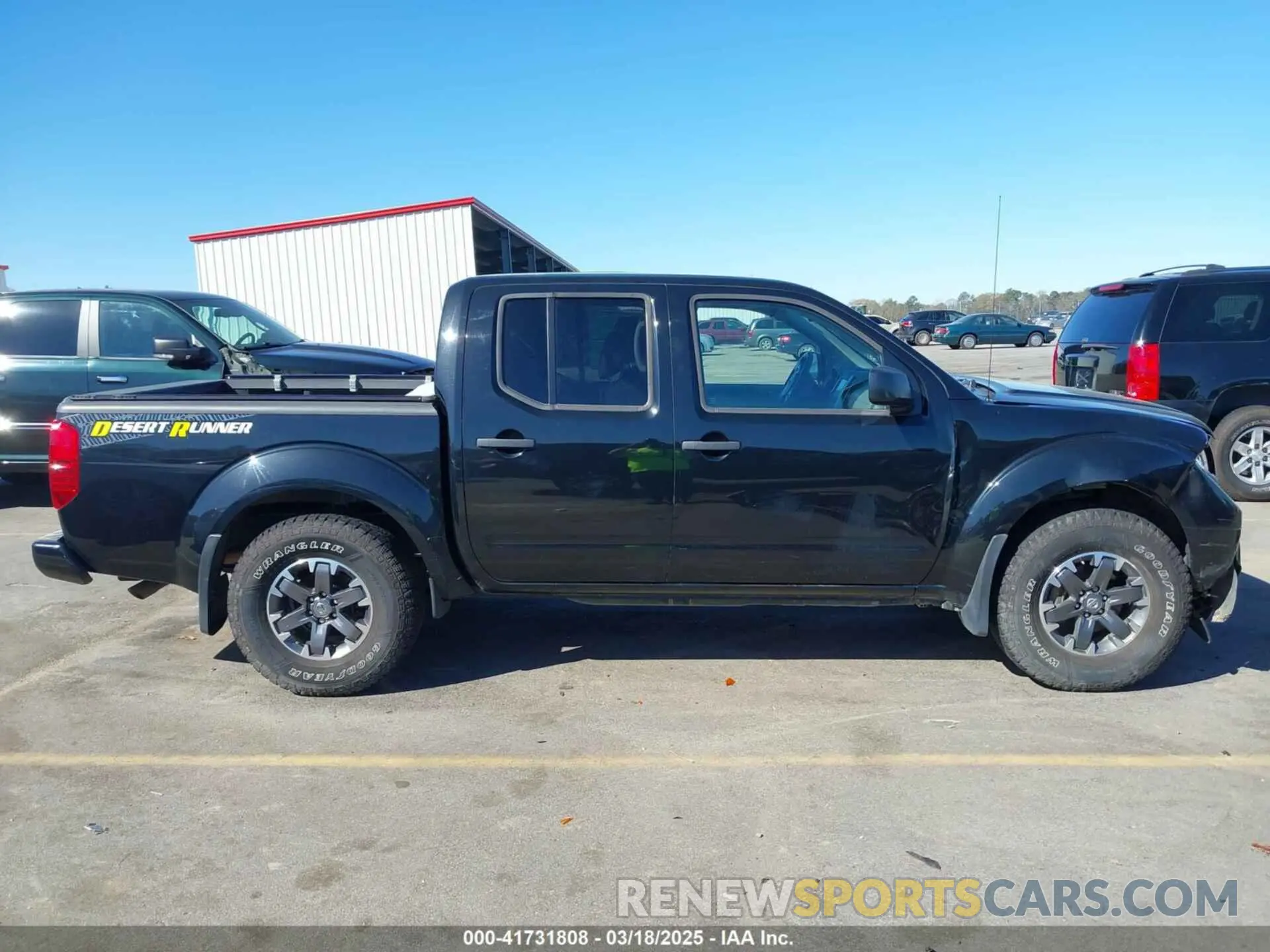 13 Photograph of a damaged car 1N6DD0ER1KN700433 NISSAN FRONTIER 2019