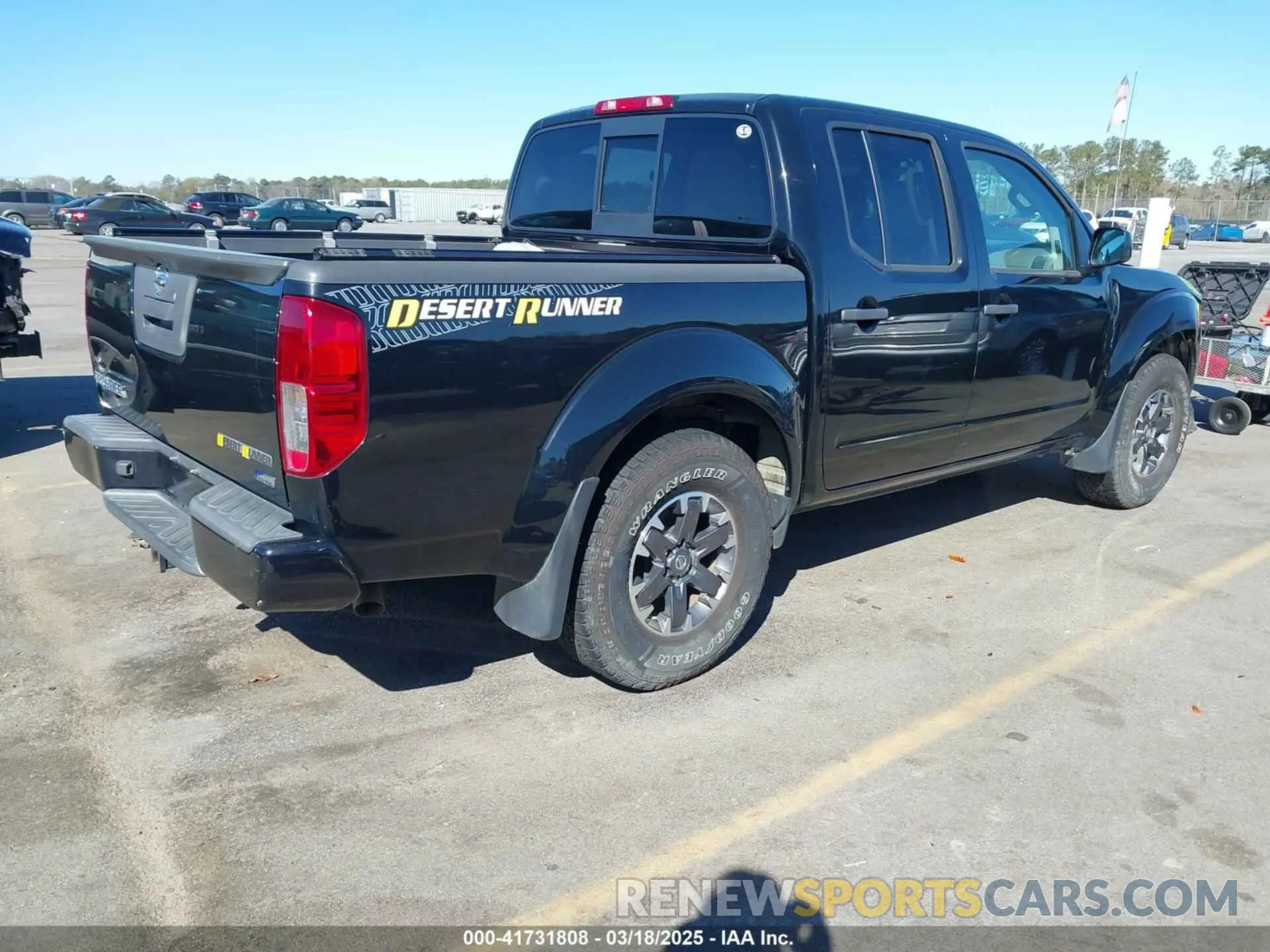 4 Photograph of a damaged car 1N6DD0ER1KN700433 NISSAN FRONTIER 2019