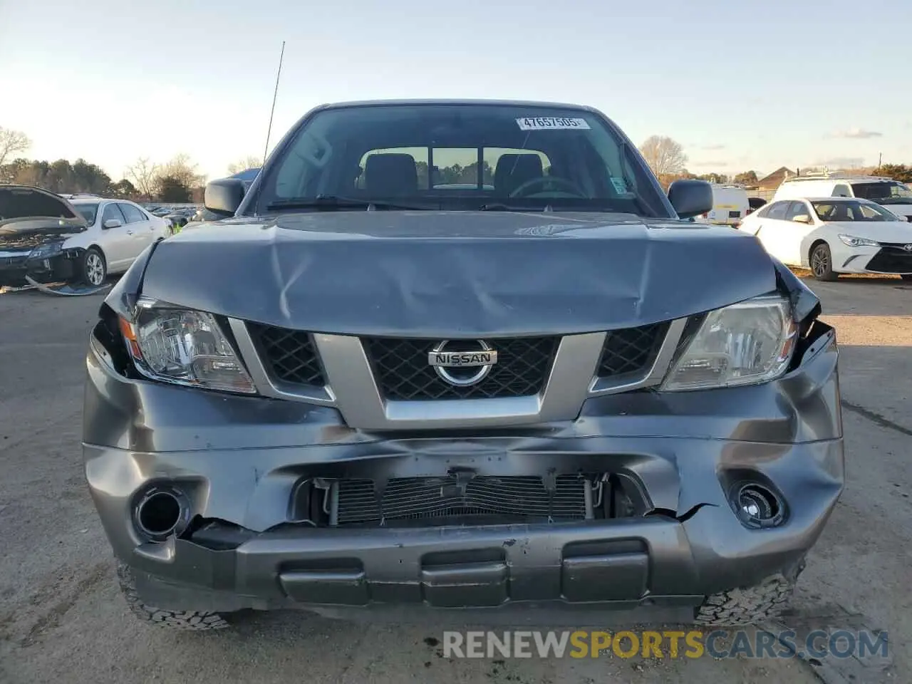 5 Photograph of a damaged car 1N6DD0ER1KN771714 NISSAN FRONTIER 2019