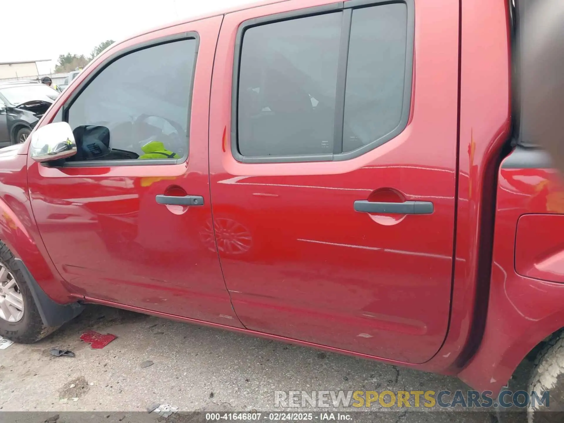 14 Photograph of a damaged car 1N6DD0ER4KN871418 NISSAN FRONTIER 2019