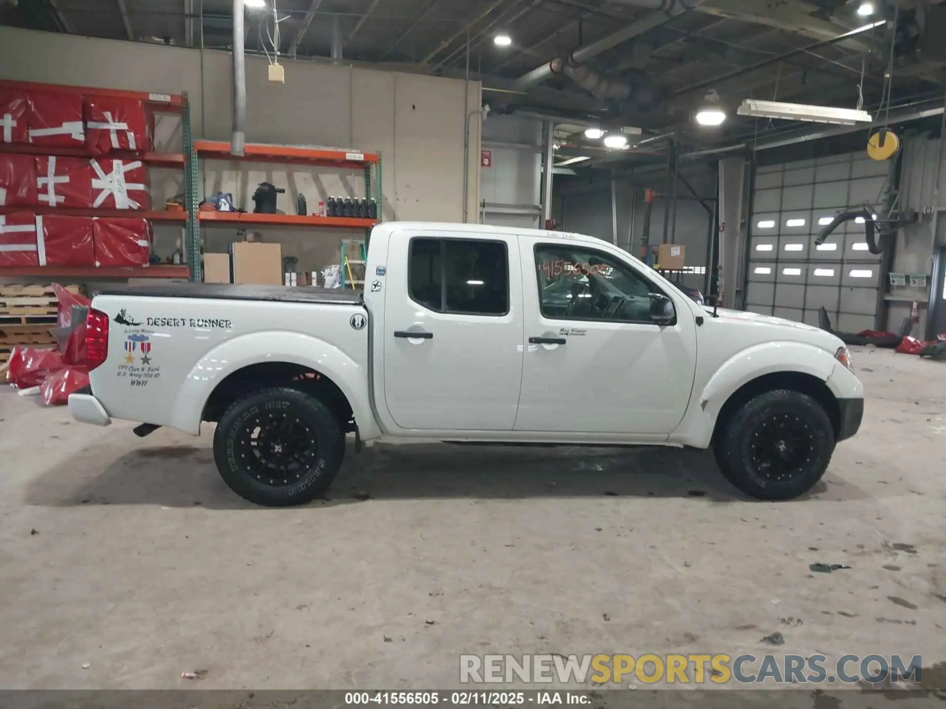 13 Photograph of a damaged car 1N6DD0ER7KN761429 NISSAN FRONTIER 2019