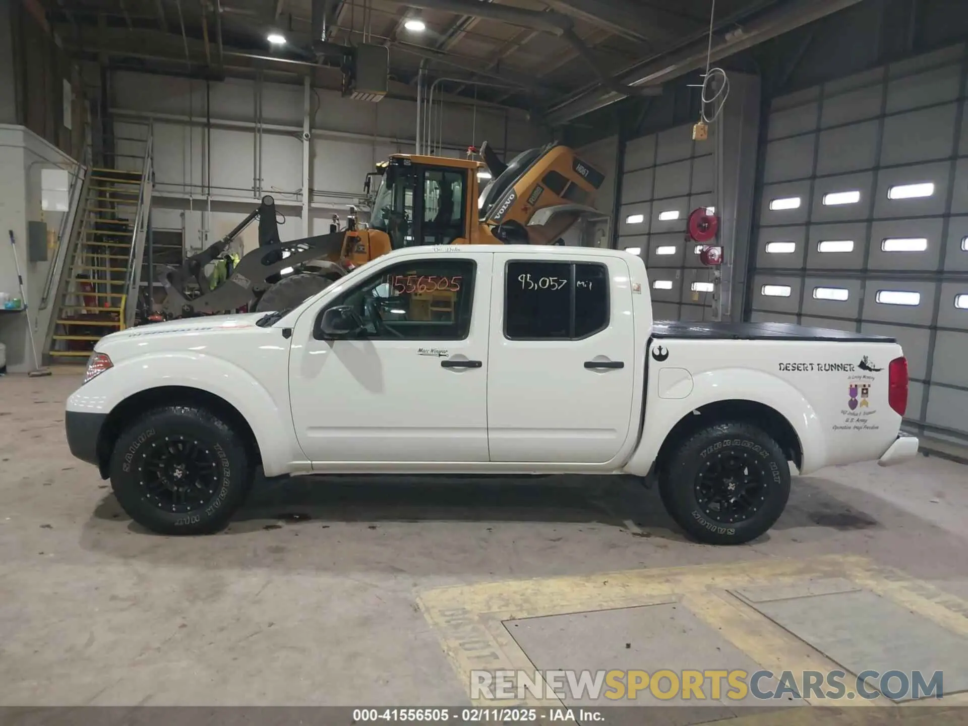 14 Photograph of a damaged car 1N6DD0ER7KN761429 NISSAN FRONTIER 2019