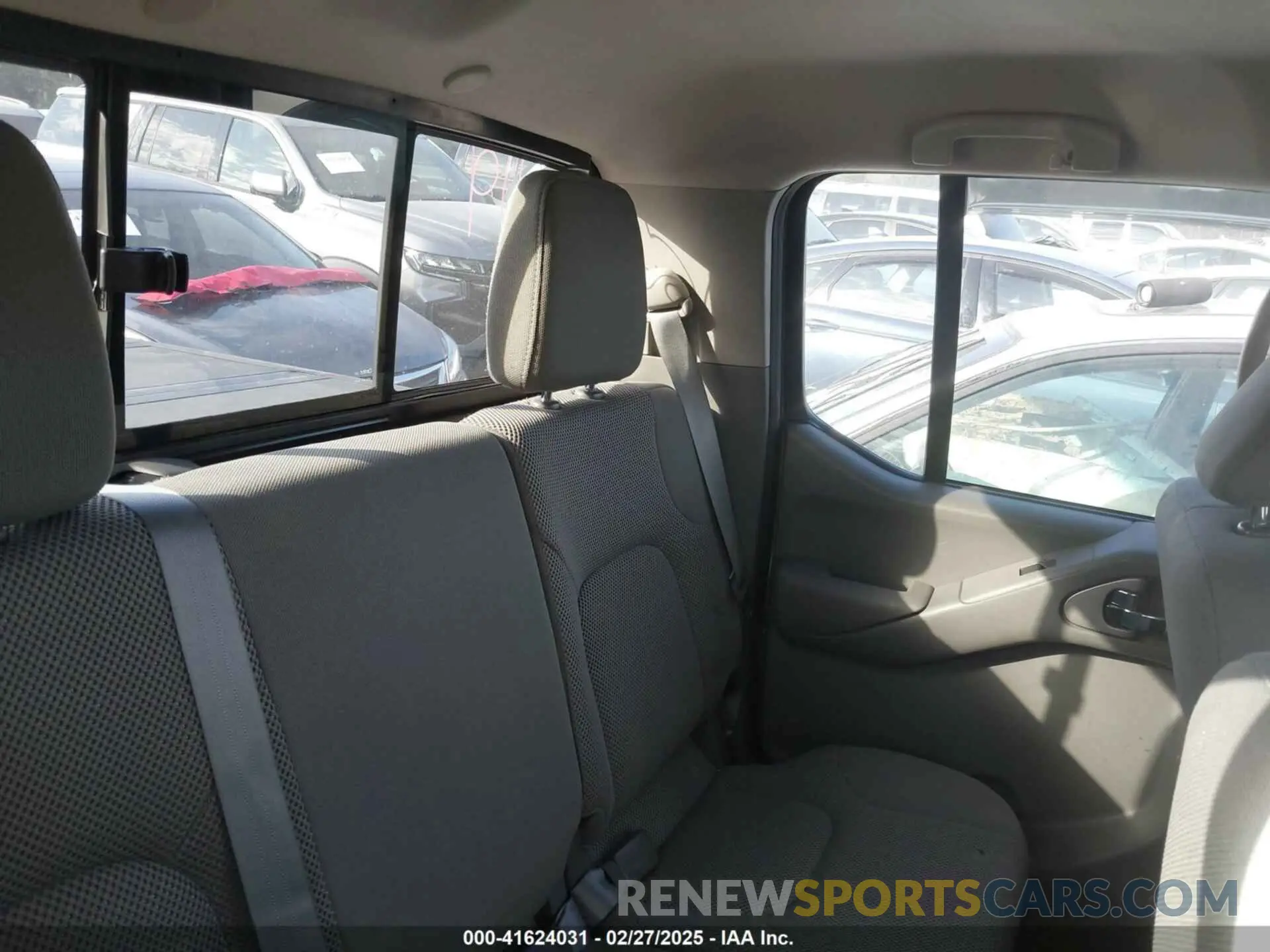 8 Photograph of a damaged car 1N6DD0ER8KN872605 NISSAN FRONTIER 2019