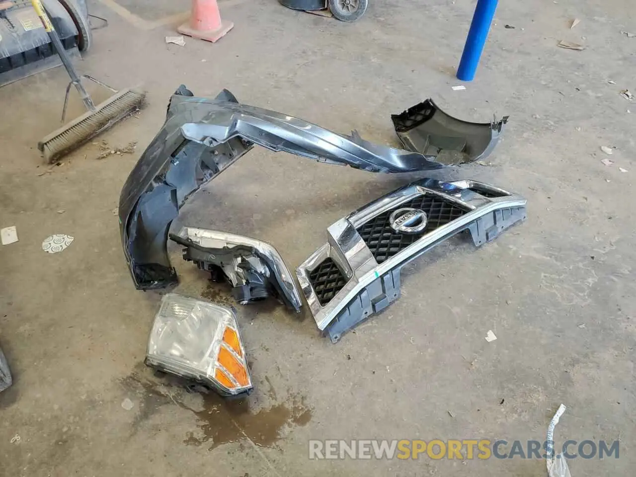 12 Photograph of a damaged car 1N6DD0ER9KN783352 NISSAN FRONTIER 2019