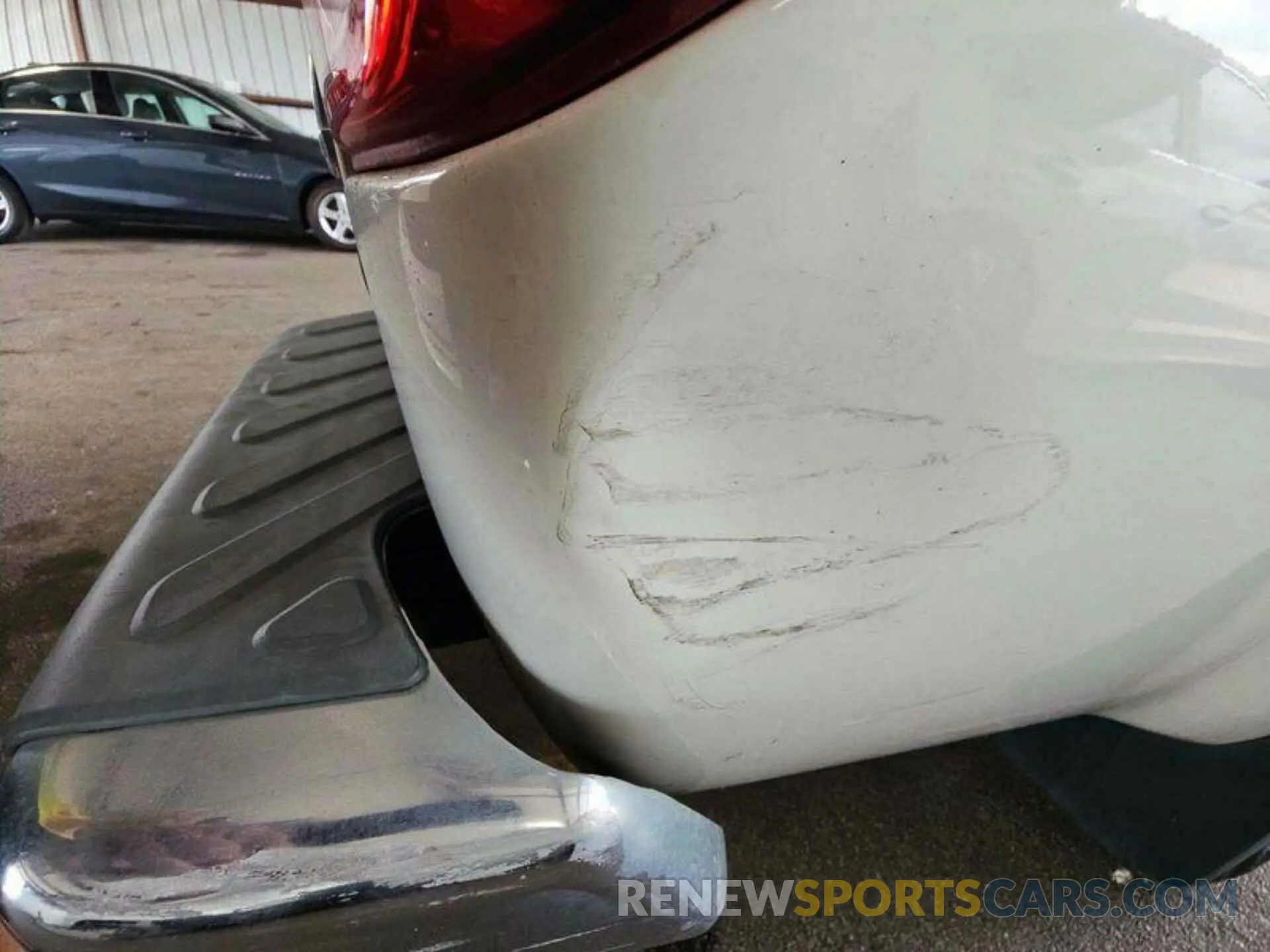 5 Photograph of a damaged car 1N6DD0EV1KN724311 NISSAN FRONTIER 2019