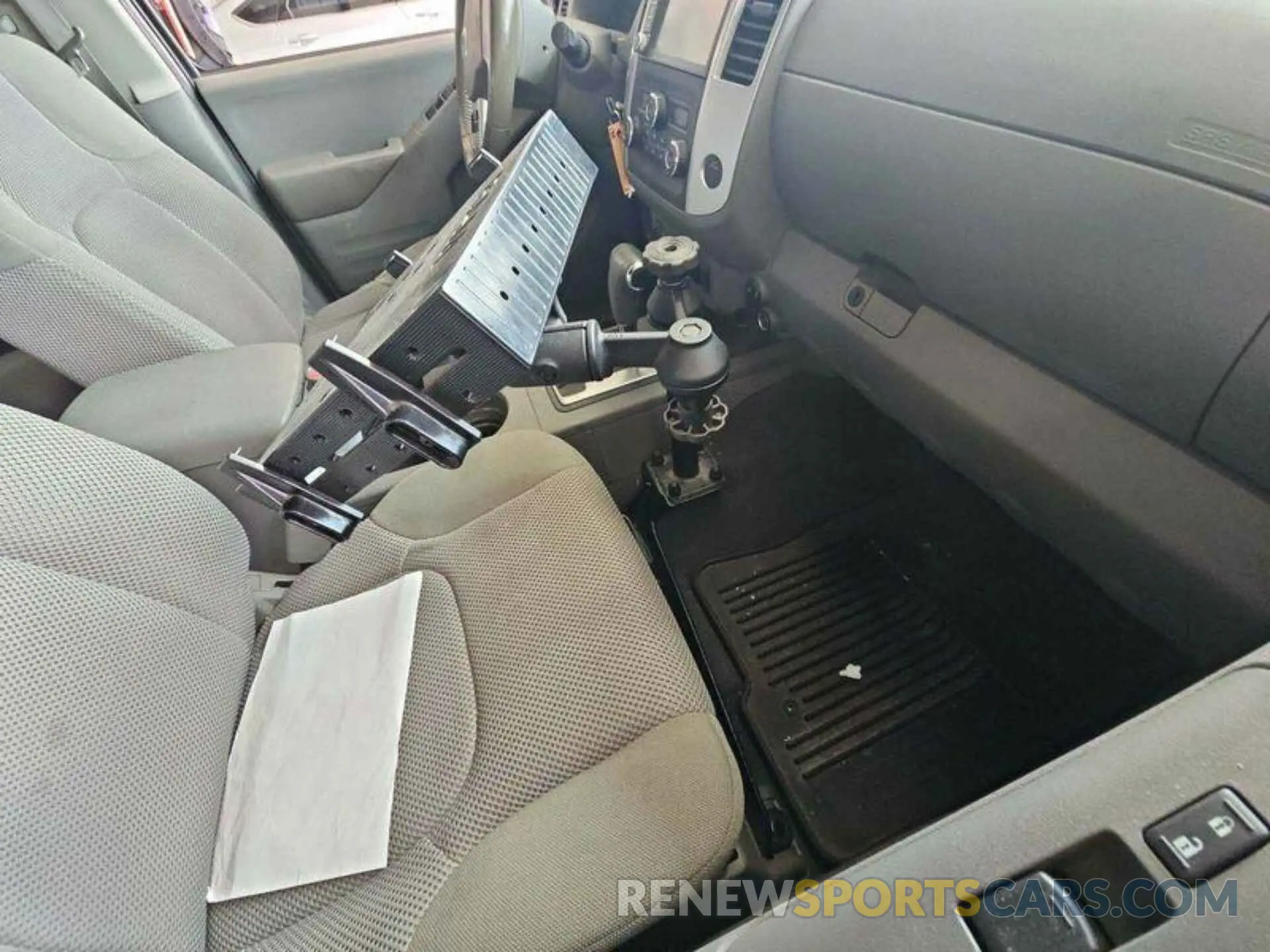 7 Photograph of a damaged car 1N6DD0EV1KN724311 NISSAN FRONTIER 2019