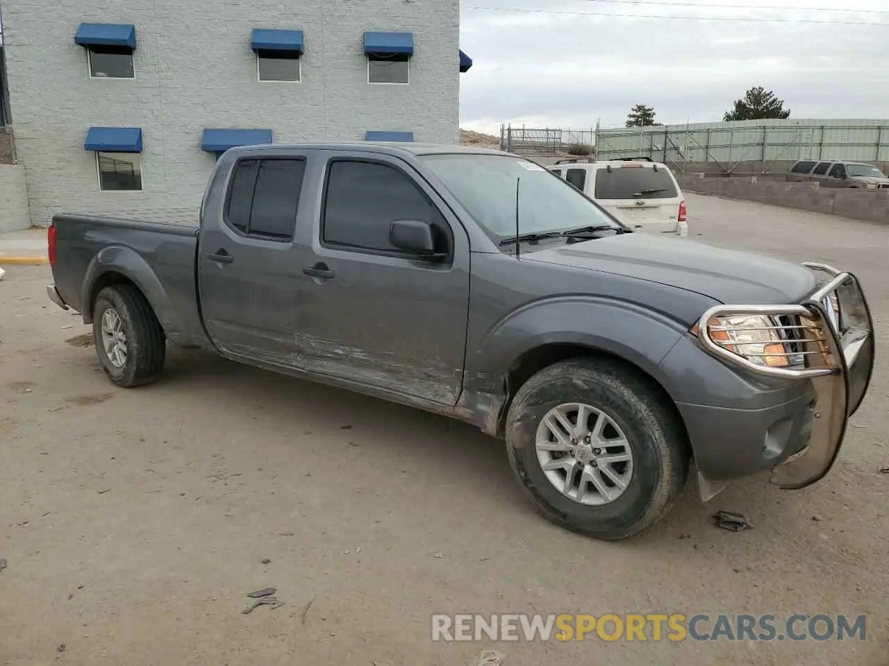 4 Photograph of a damaged car 1N6DD0FR5KN756809 NISSAN FRONTIER 2019