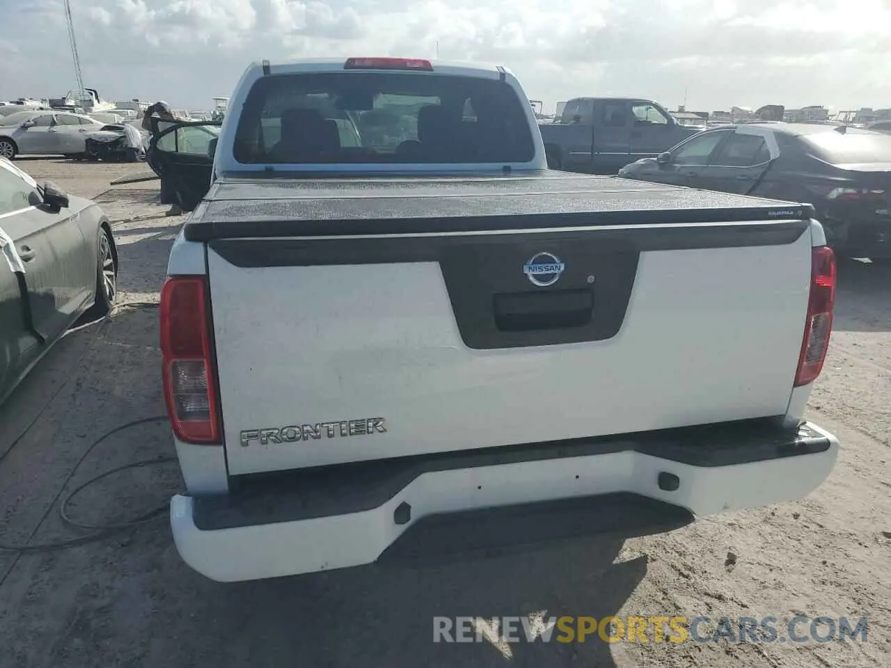6 Photograph of a damaged car 1N6ED0CE3LN725145 NISSAN FRONTIER 2020