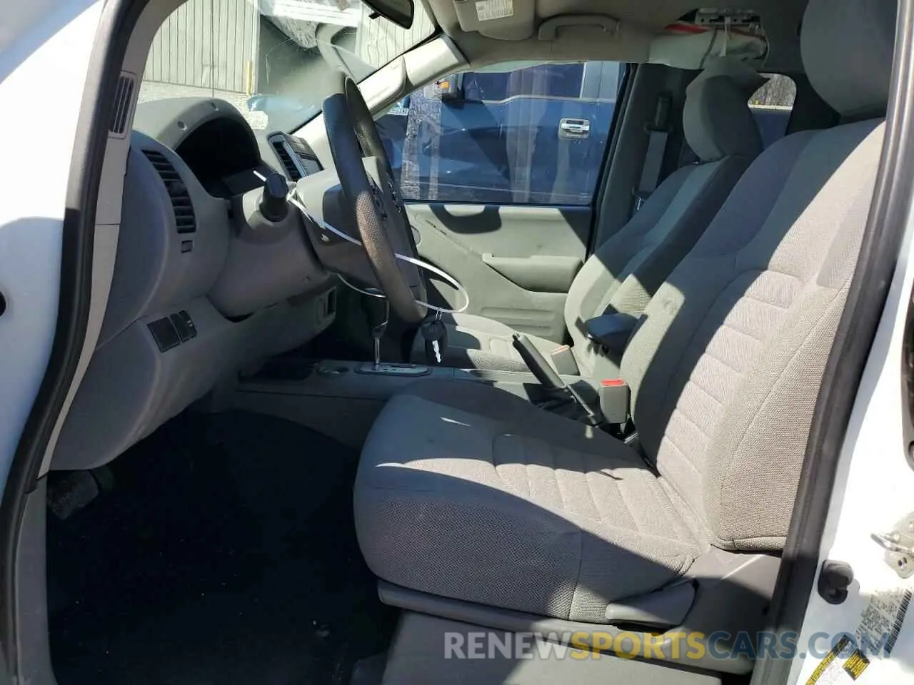 7 Photograph of a damaged car 1N6ED0CE7LN708977 NISSAN FRONTIER 2020