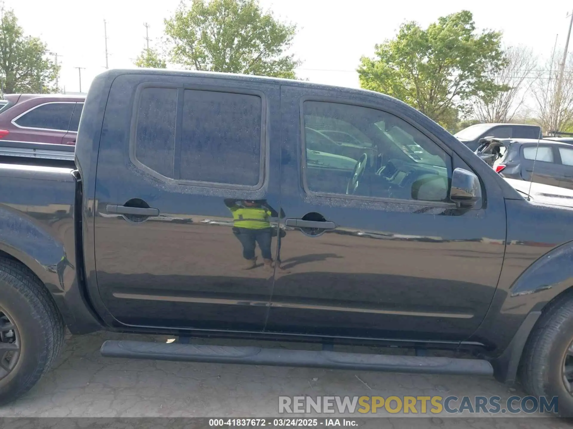 13 Photograph of a damaged car 1N6ED0EA0LN712363 NISSAN FRONTIER 2020