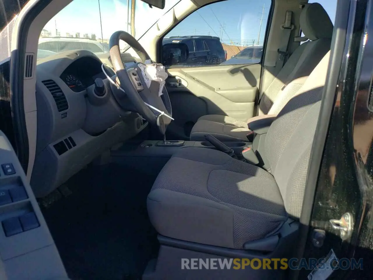 7 Photograph of a damaged car 1N6ED0EA1LN720195 NISSAN FRONTIER 2020