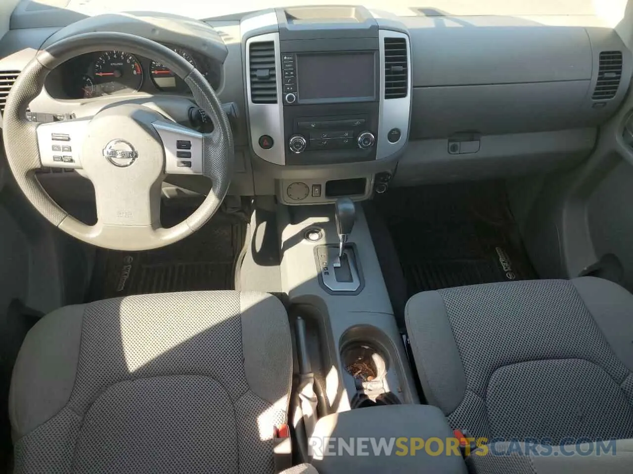 8 Photograph of a damaged car 1N6ED0EA2LN727589 NISSAN FRONTIER 2020
