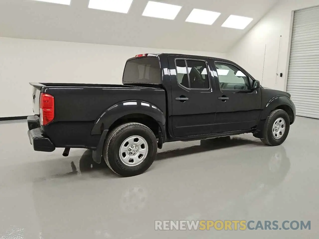 3 Photograph of a damaged car 1N6ED0EA5LN710351 NISSAN FRONTIER 2020
