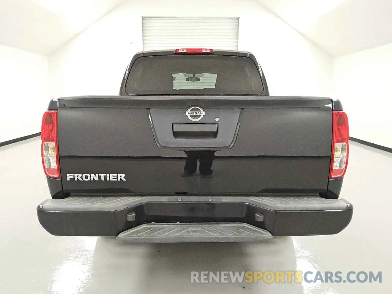 6 Photograph of a damaged car 1N6ED0EA5LN710351 NISSAN FRONTIER 2020