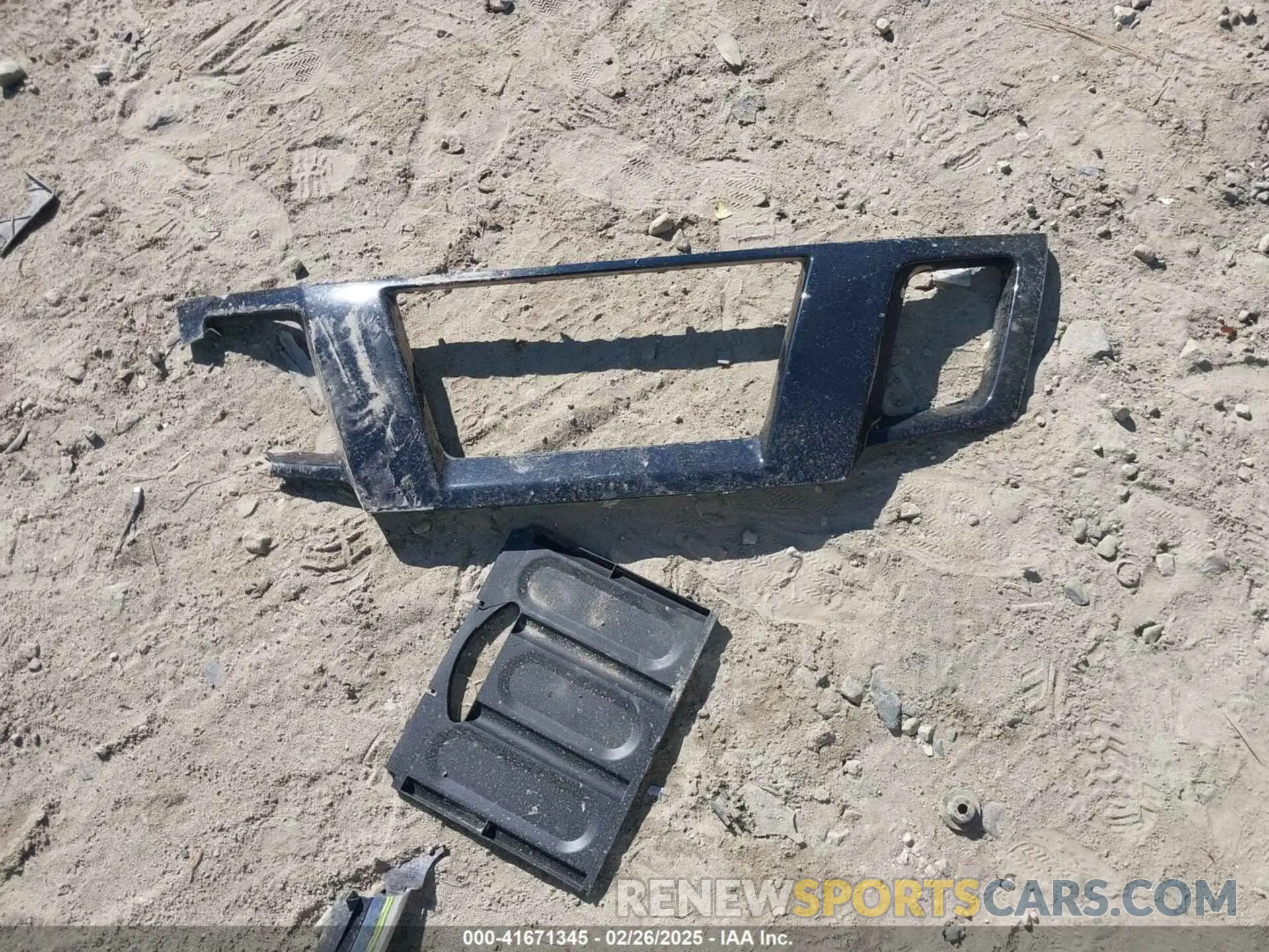 12 Photograph of a damaged car 1N6ED0EA5LN720684 NISSAN FRONTIER 2020