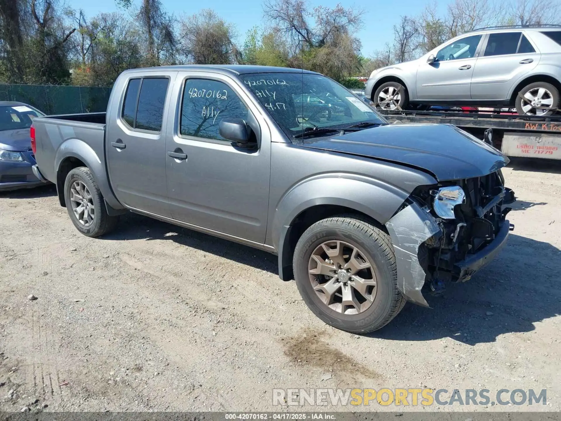 1 Photograph of a damaged car 1N6ED0EA6LN720158 NISSAN FRONTIER 2020