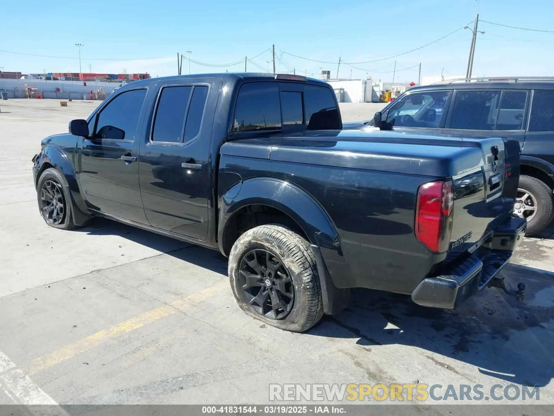 3 Photograph of a damaged car 1N6ED0EA6LN722041 NISSAN FRONTIER 2020