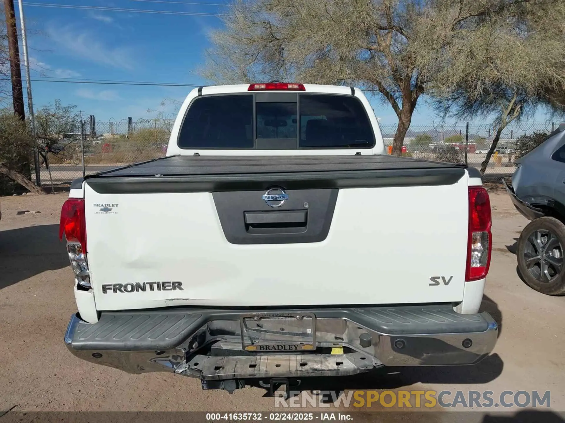 16 Photograph of a damaged car 1N6ED0EA6LN722184 NISSAN FRONTIER 2020