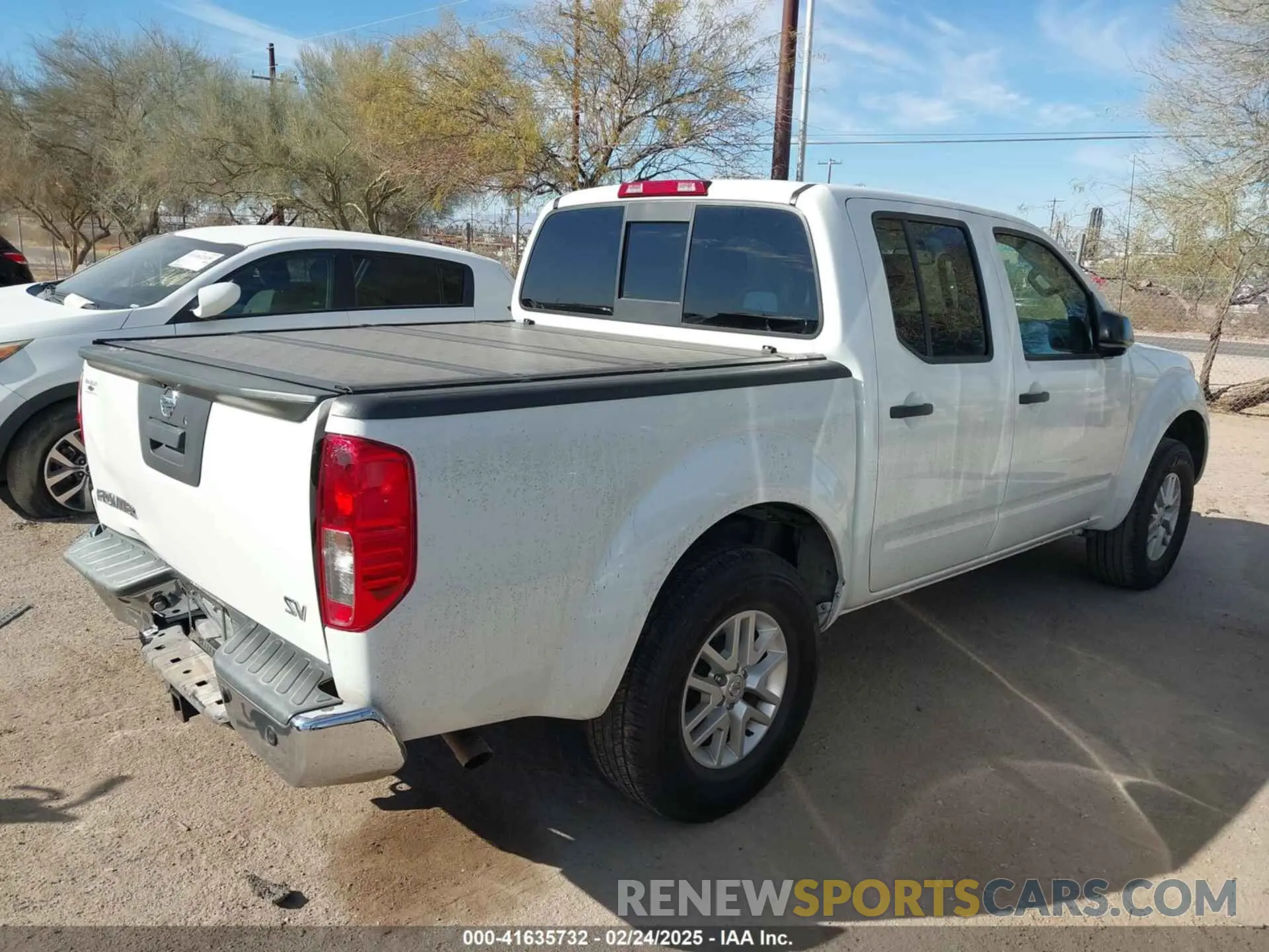 4 Photograph of a damaged car 1N6ED0EA6LN722184 NISSAN FRONTIER 2020