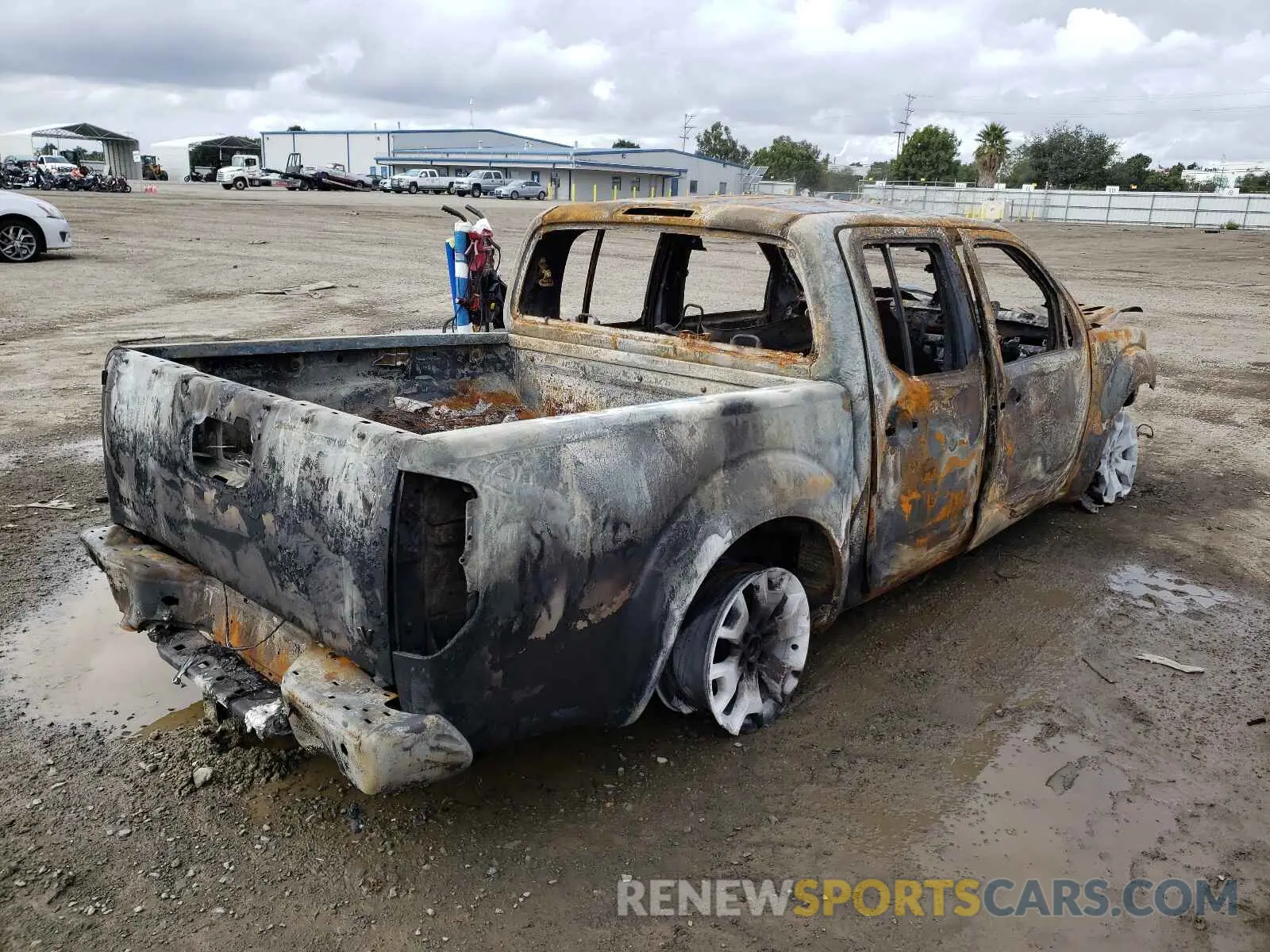4 Photograph of a damaged car 1N6ED0EA6LN722198 NISSAN FRONTIER 2020