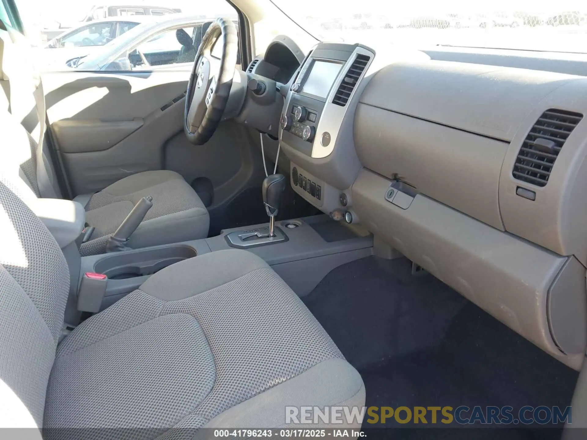 5 Photograph of a damaged car 1N6ED0EA6LN723691 NISSAN FRONTIER 2020