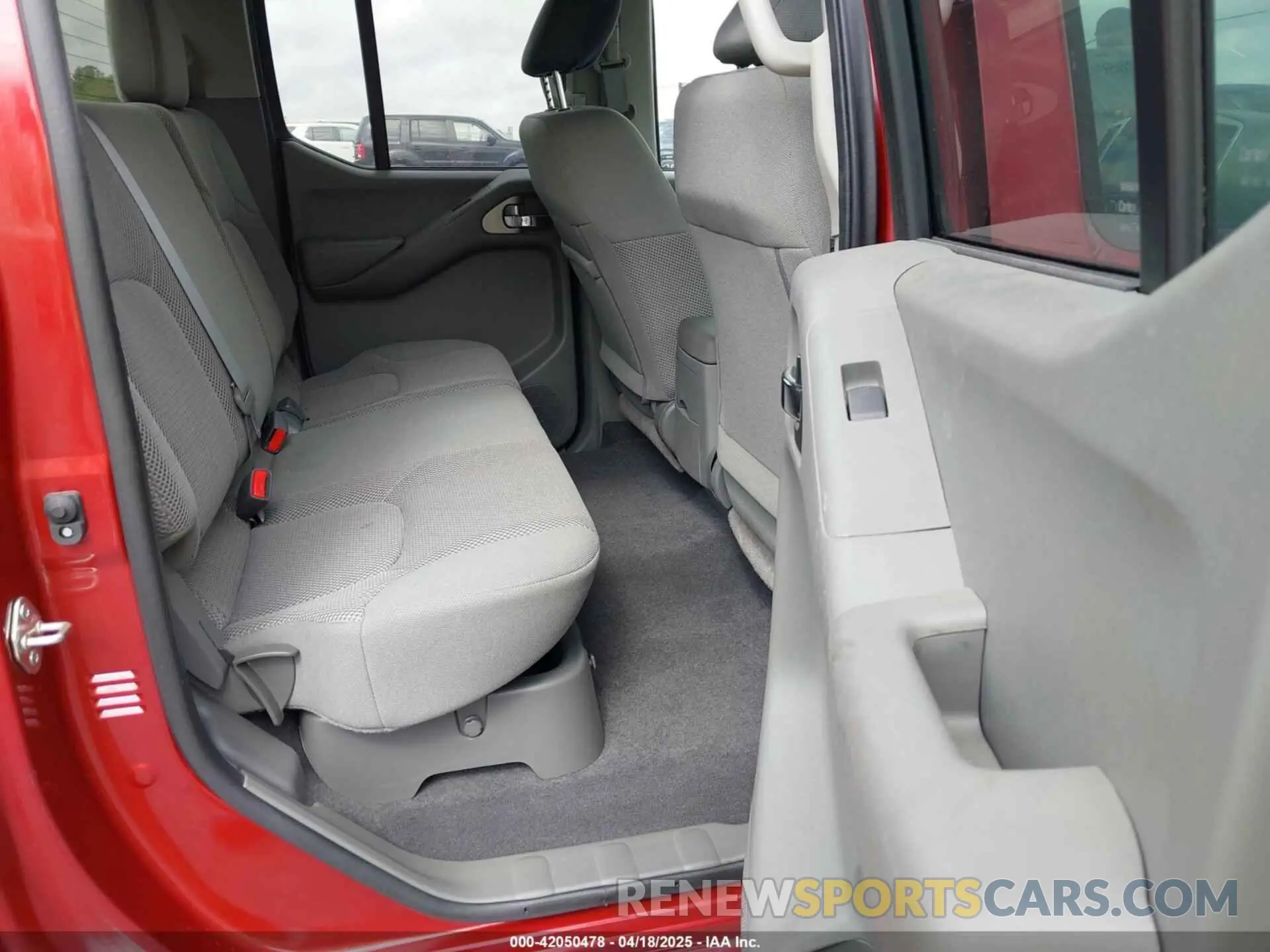8 Photograph of a damaged car 1N6ED0EA7LN712442 NISSAN FRONTIER 2020