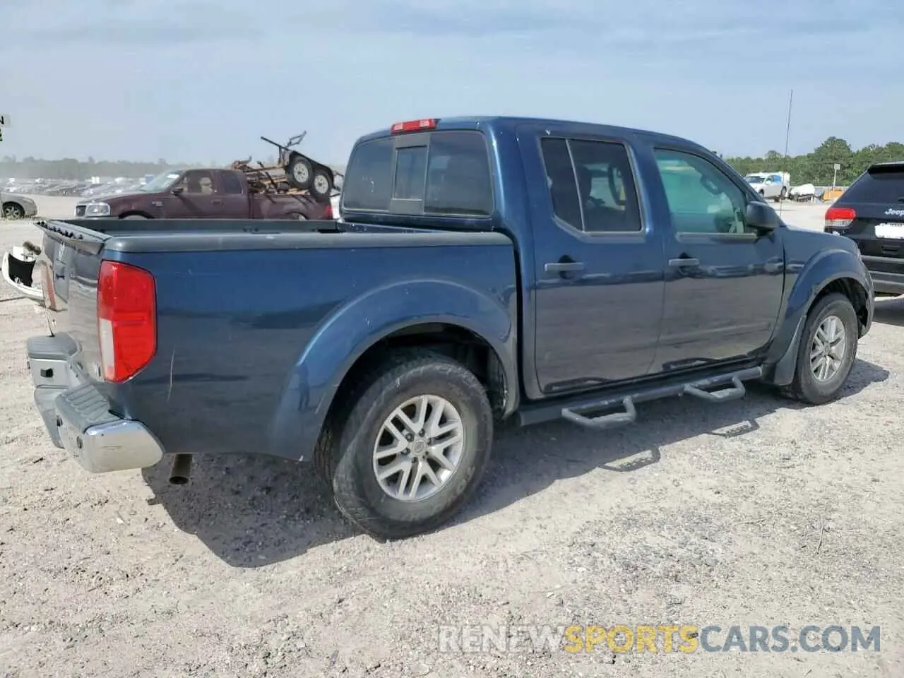 3 Photograph of a damaged car 1N6ED0EA7LN727085 NISSAN FRONTIER 2020