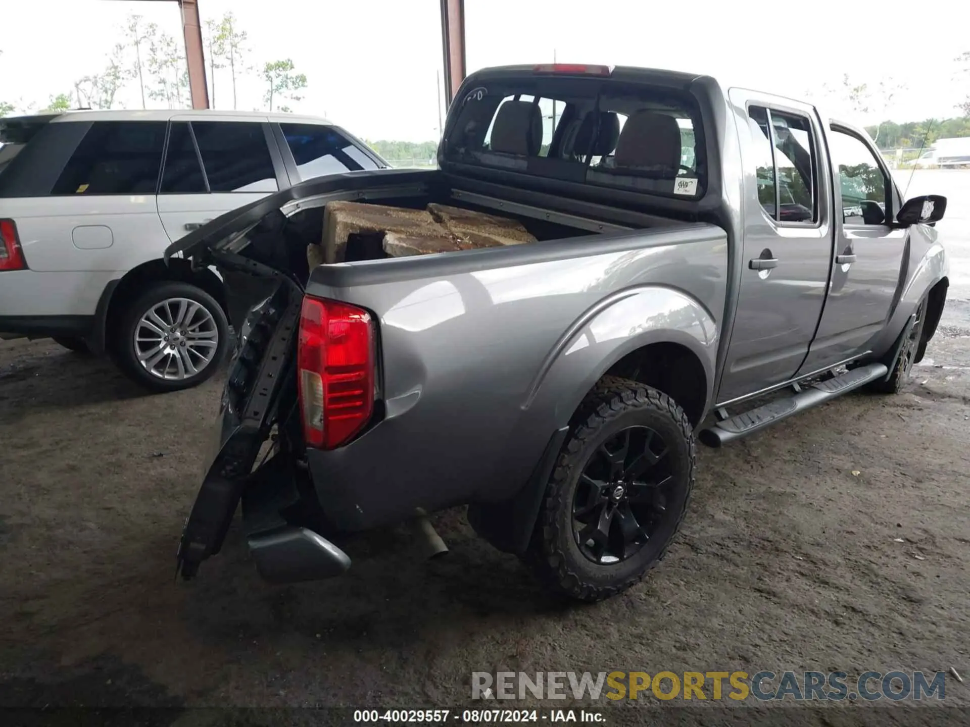 4 Photograph of a damaged car 1N6ED0EA9LN727315 NISSAN FRONTIER 2020