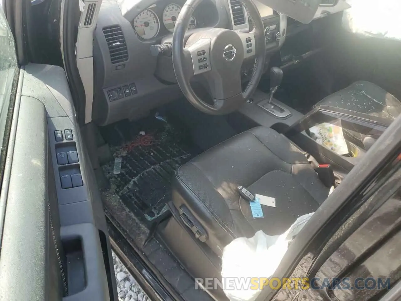 8 Photograph of a damaged car 1N6ED0EB0LN703767 NISSAN FRONTIER 2020