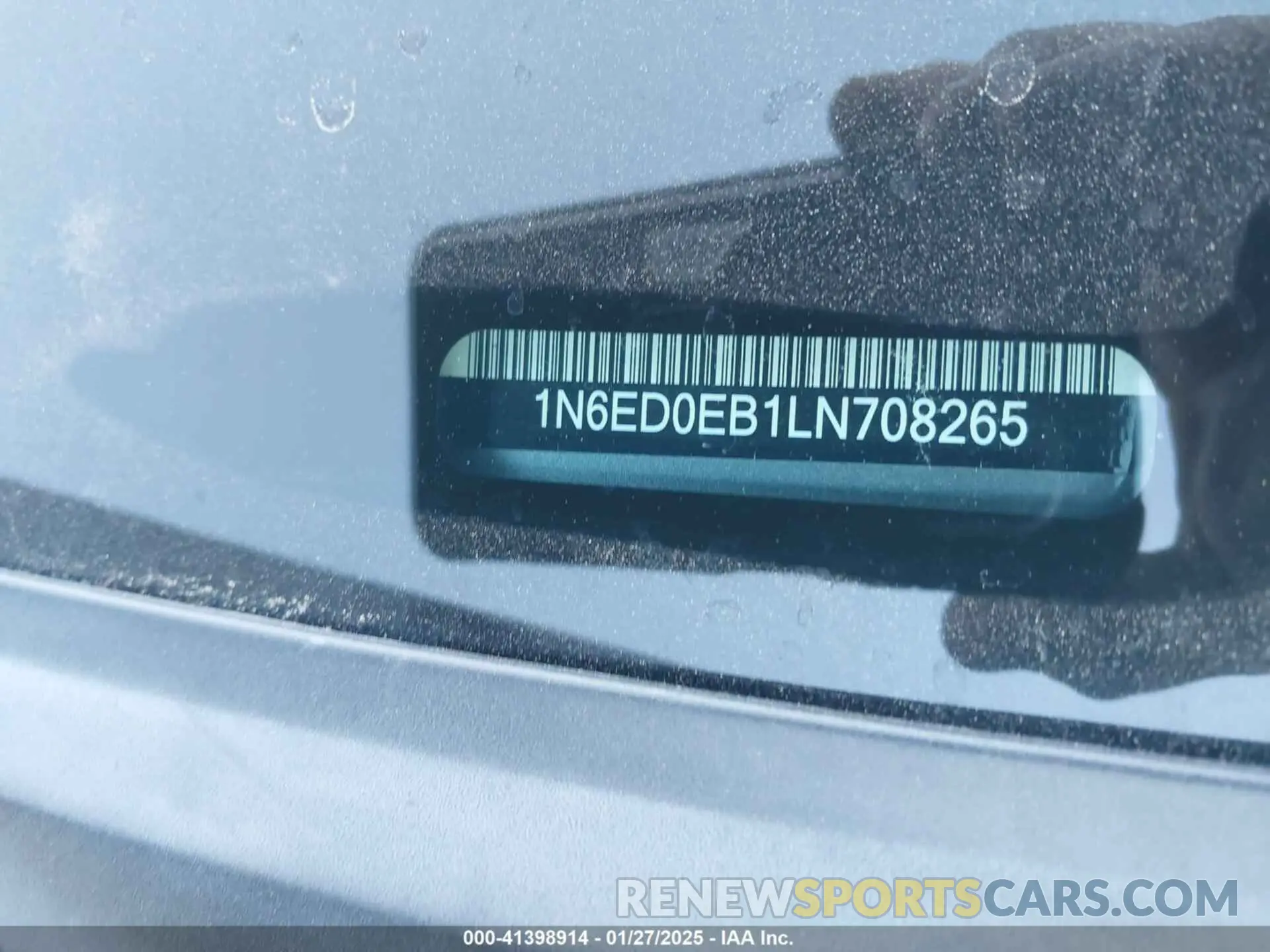 9 Photograph of a damaged car 1N6ED0EB1LN708265 NISSAN FRONTIER 2020