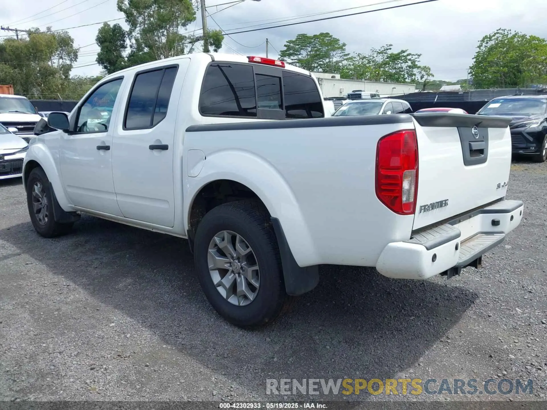 3 Photograph of a damaged car 1N6ED0EB2LN720957 NISSAN FRONTIER 2020
