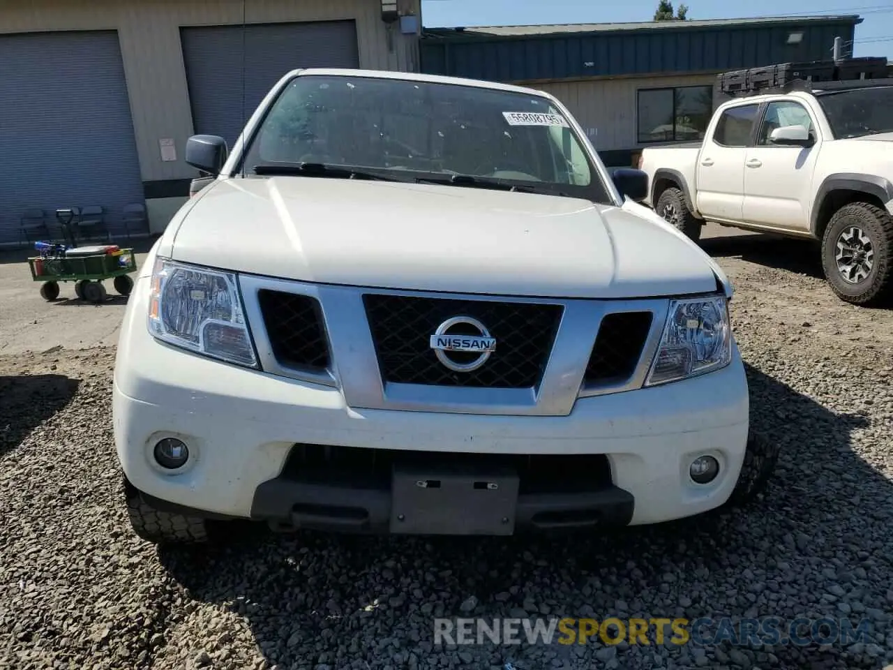 5 Photograph of a damaged car 1N6ED0EB4LN711581 NISSAN FRONTIER 2020