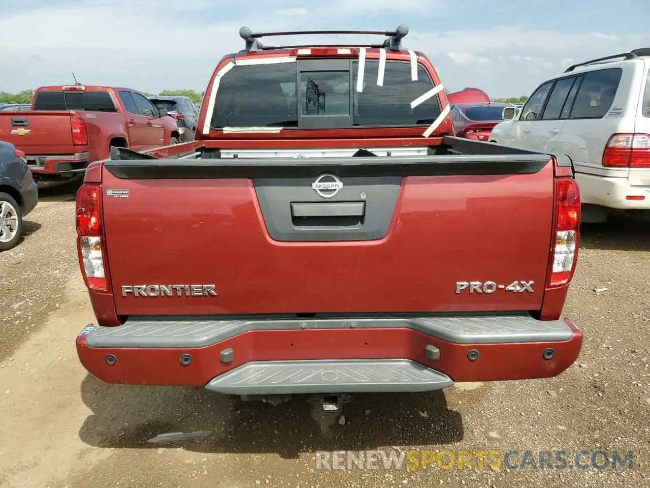6 Photograph of a damaged car 1N6ED0EB7LN712644 NISSAN FRONTIER 2020