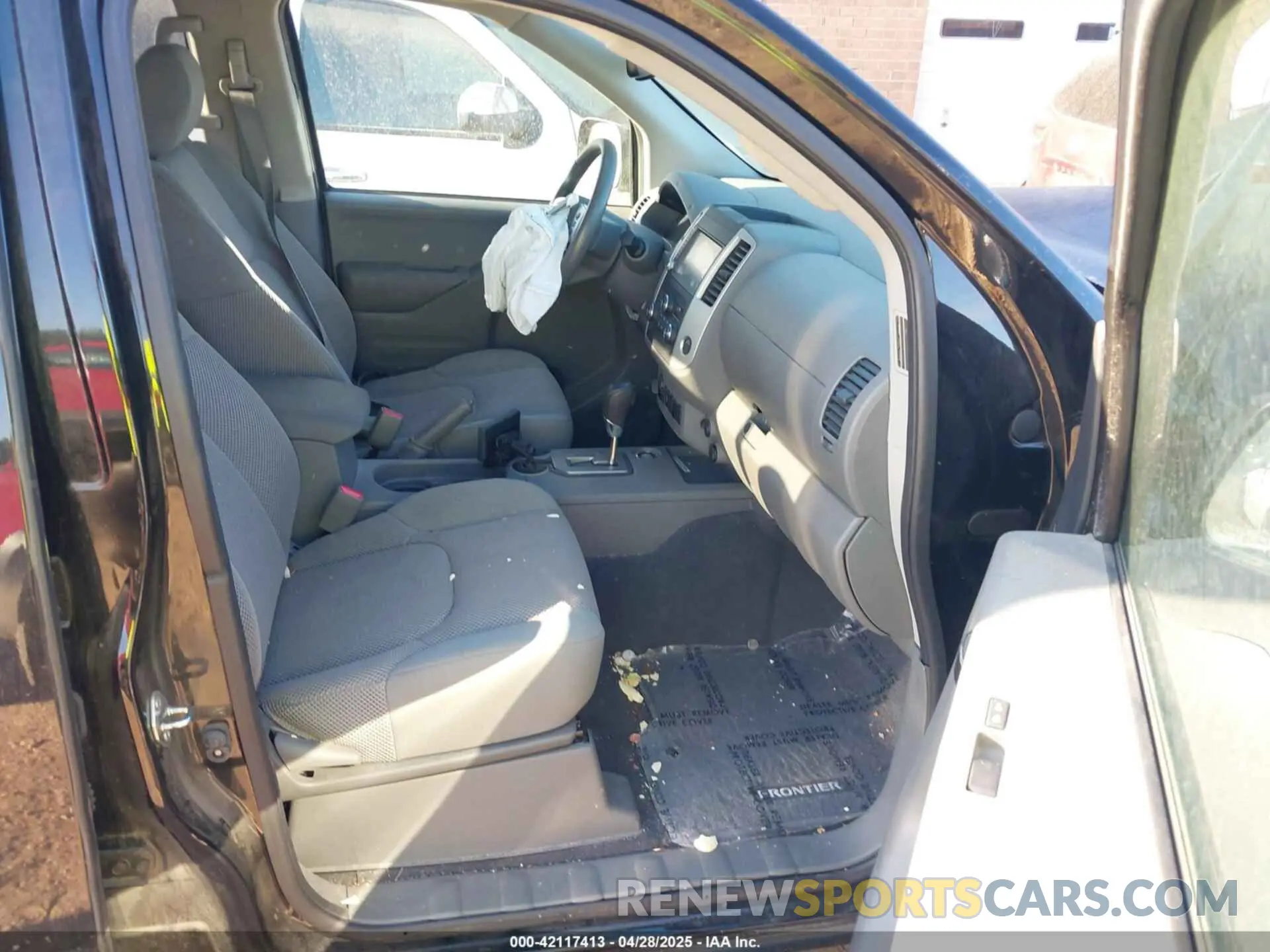 5 Photograph of a damaged car 1N6ED0EB7LN726866 NISSAN FRONTIER 2020