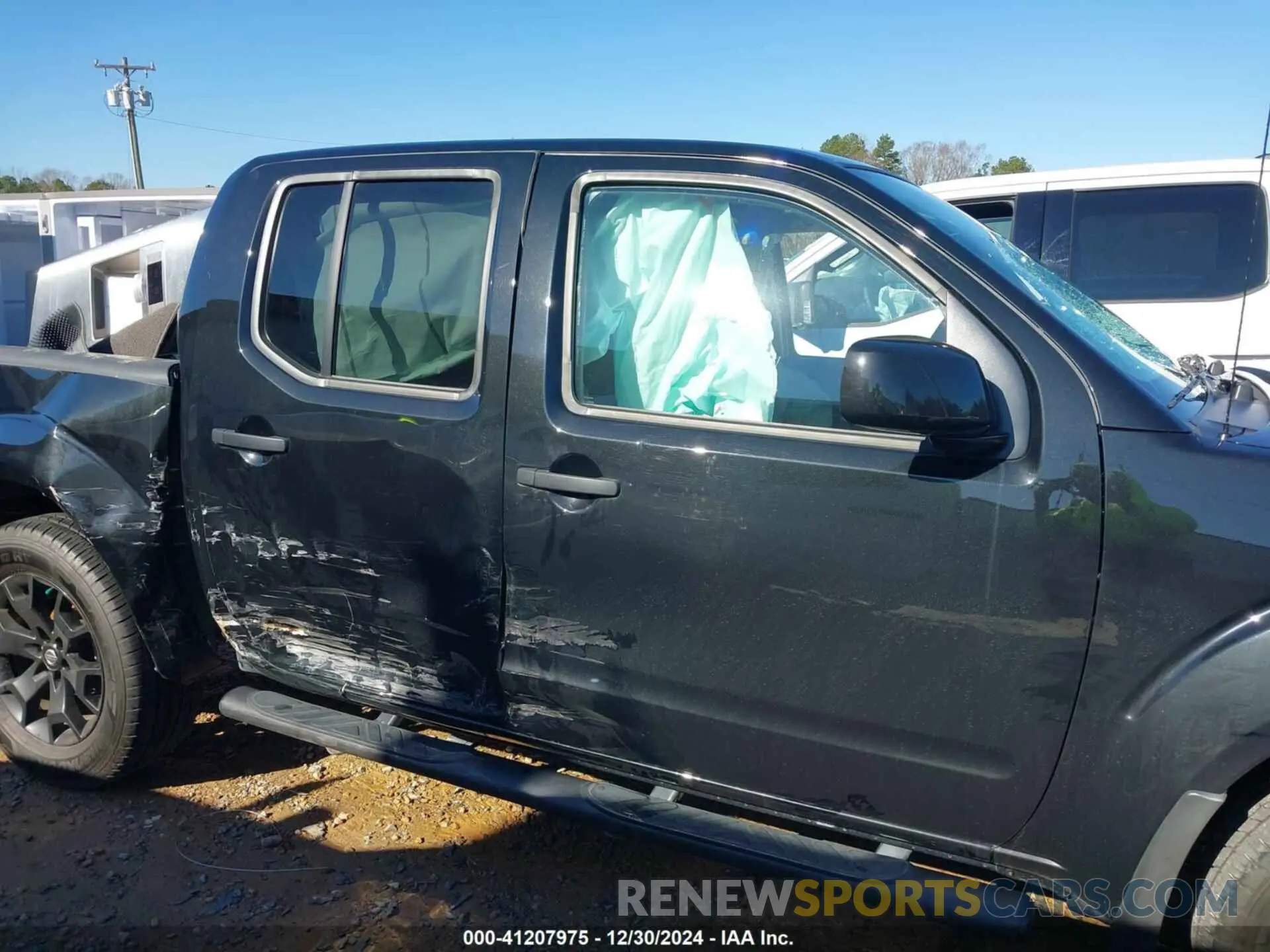 12 Photograph of a damaged car 1N6ED0EB8LN712068 NISSAN FRONTIER 2020