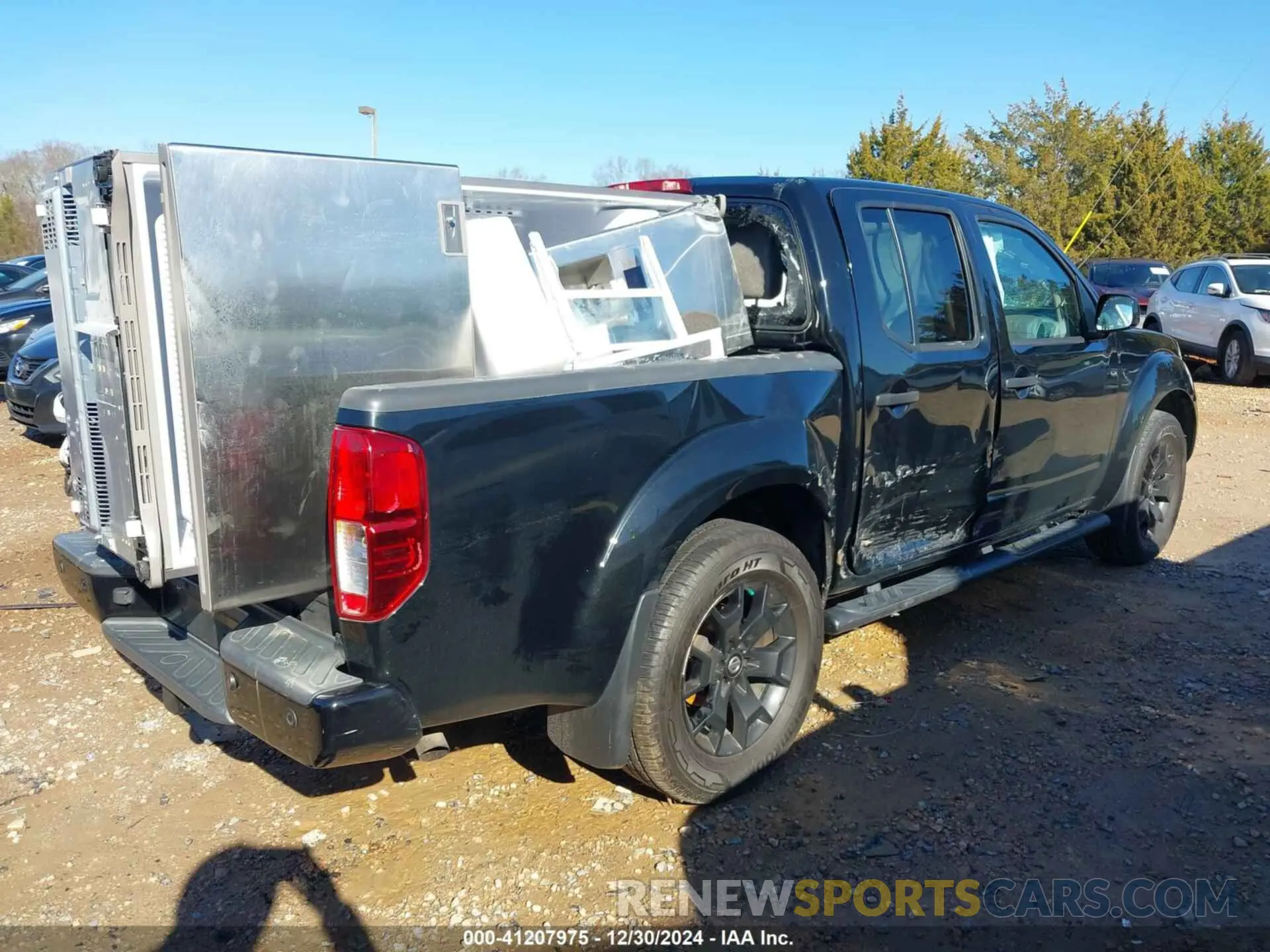 4 Photograph of a damaged car 1N6ED0EB8LN712068 NISSAN FRONTIER 2020