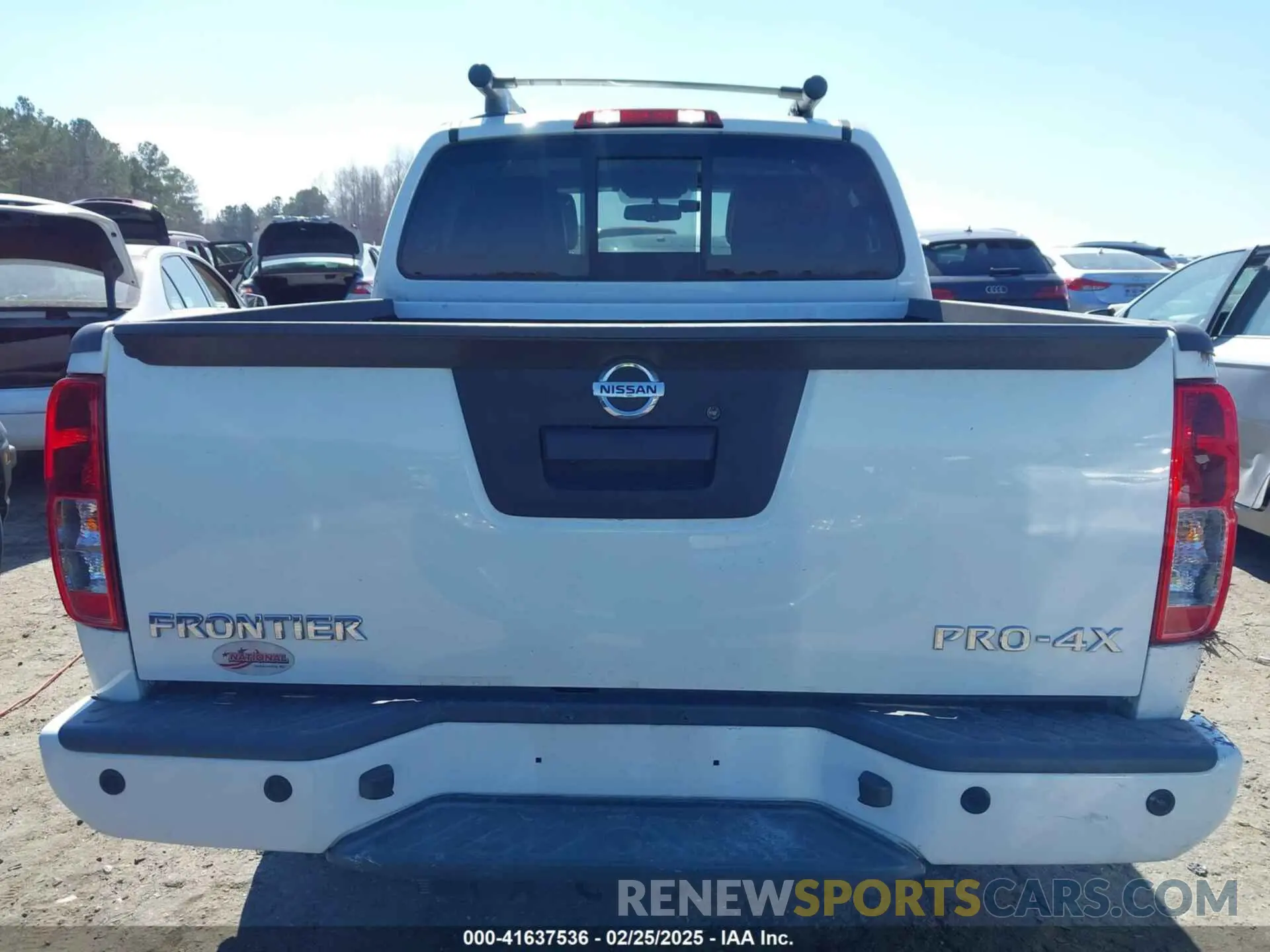 16 Photograph of a damaged car 1N6ED0EB8LN722194 NISSAN FRONTIER 2020
