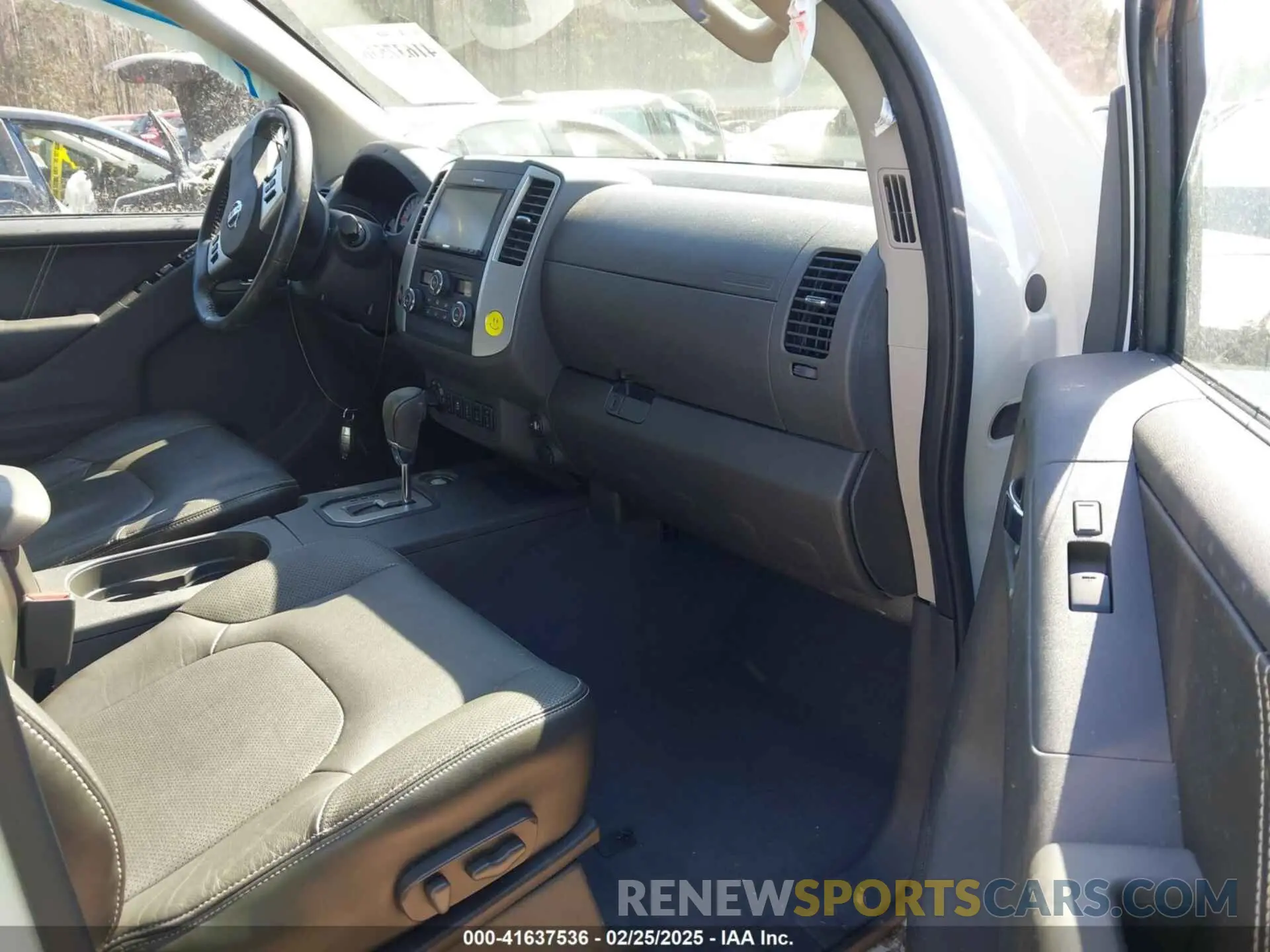5 Photograph of a damaged car 1N6ED0EB8LN722194 NISSAN FRONTIER 2020
