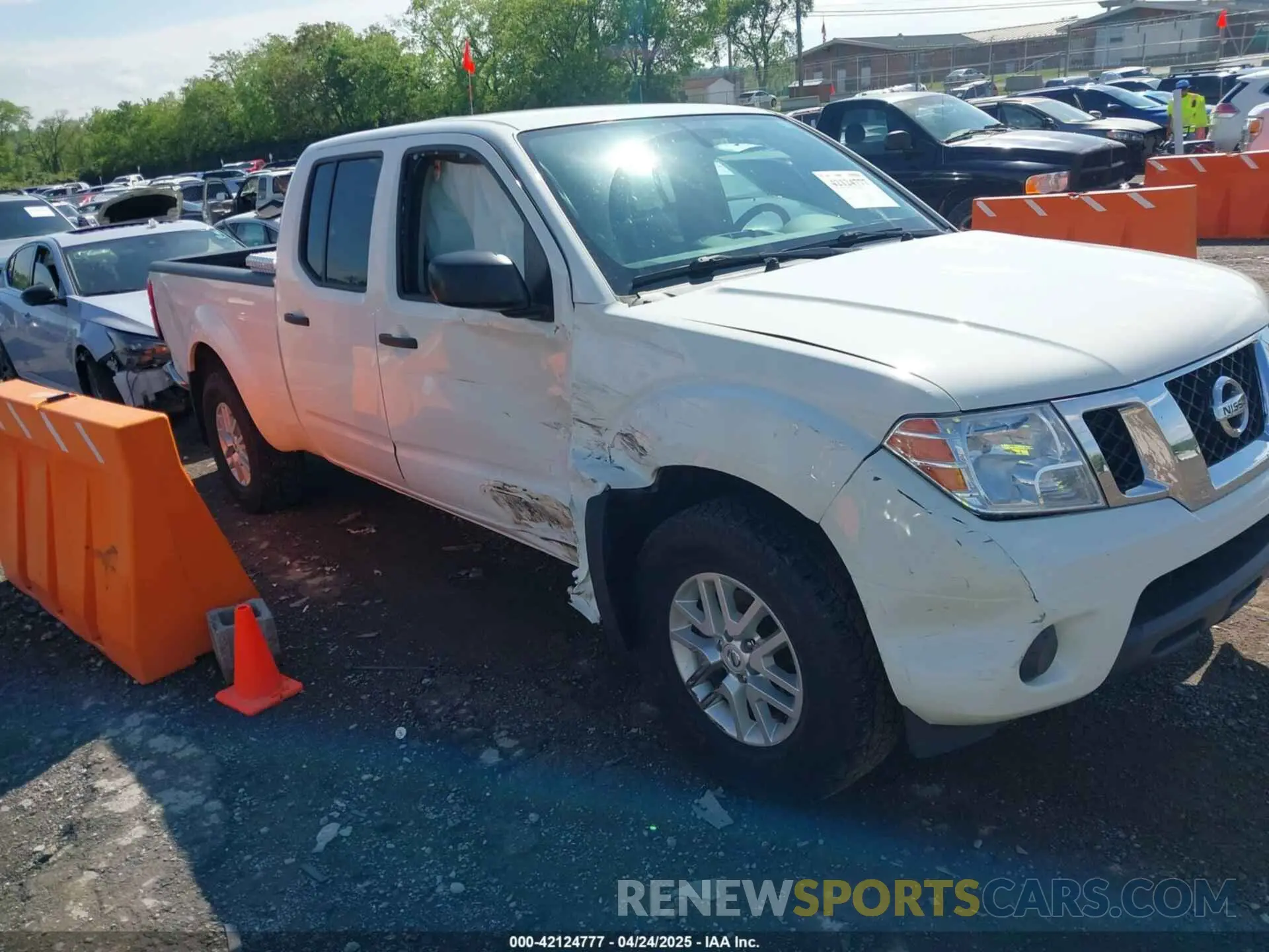 1 Photograph of a damaged car 1N6ED0FB4LN722885 NISSAN FRONTIER 2020