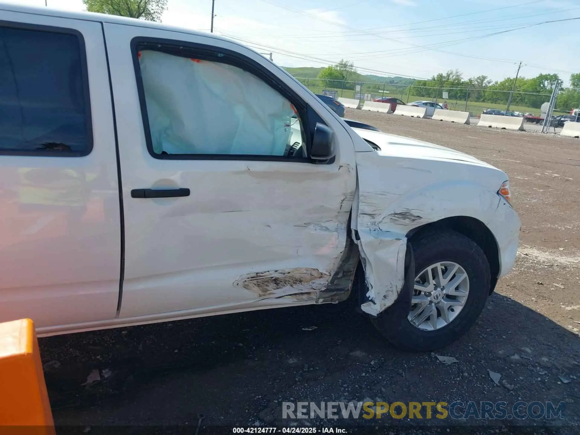 6 Photograph of a damaged car 1N6ED0FB4LN722885 NISSAN FRONTIER 2020