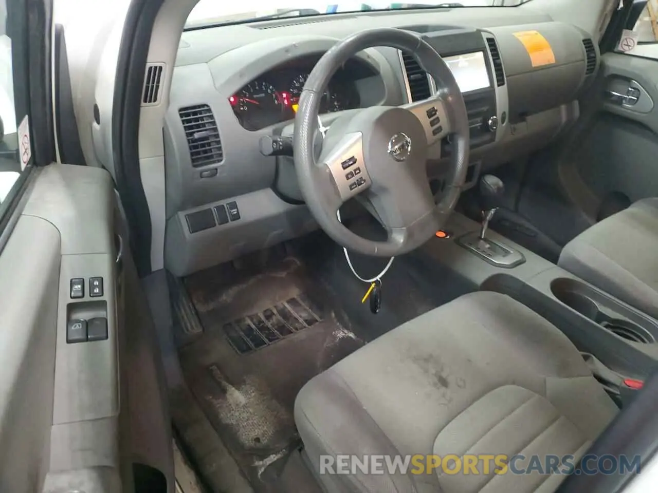 8 Photograph of a damaged car 1N6ED0CE3MN704328 NISSAN FRONTIER 2021
