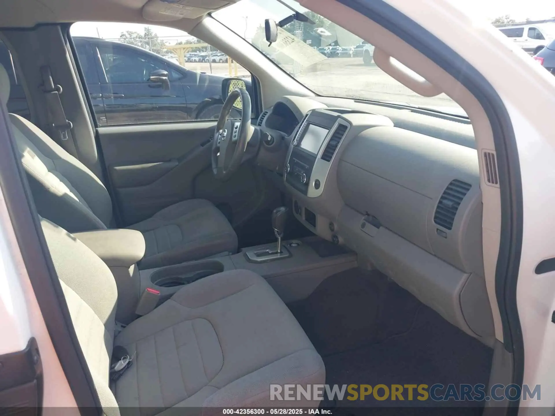 5 Photograph of a damaged car 1N6ED0CE9MN713907 NISSAN FRONTIER 2021