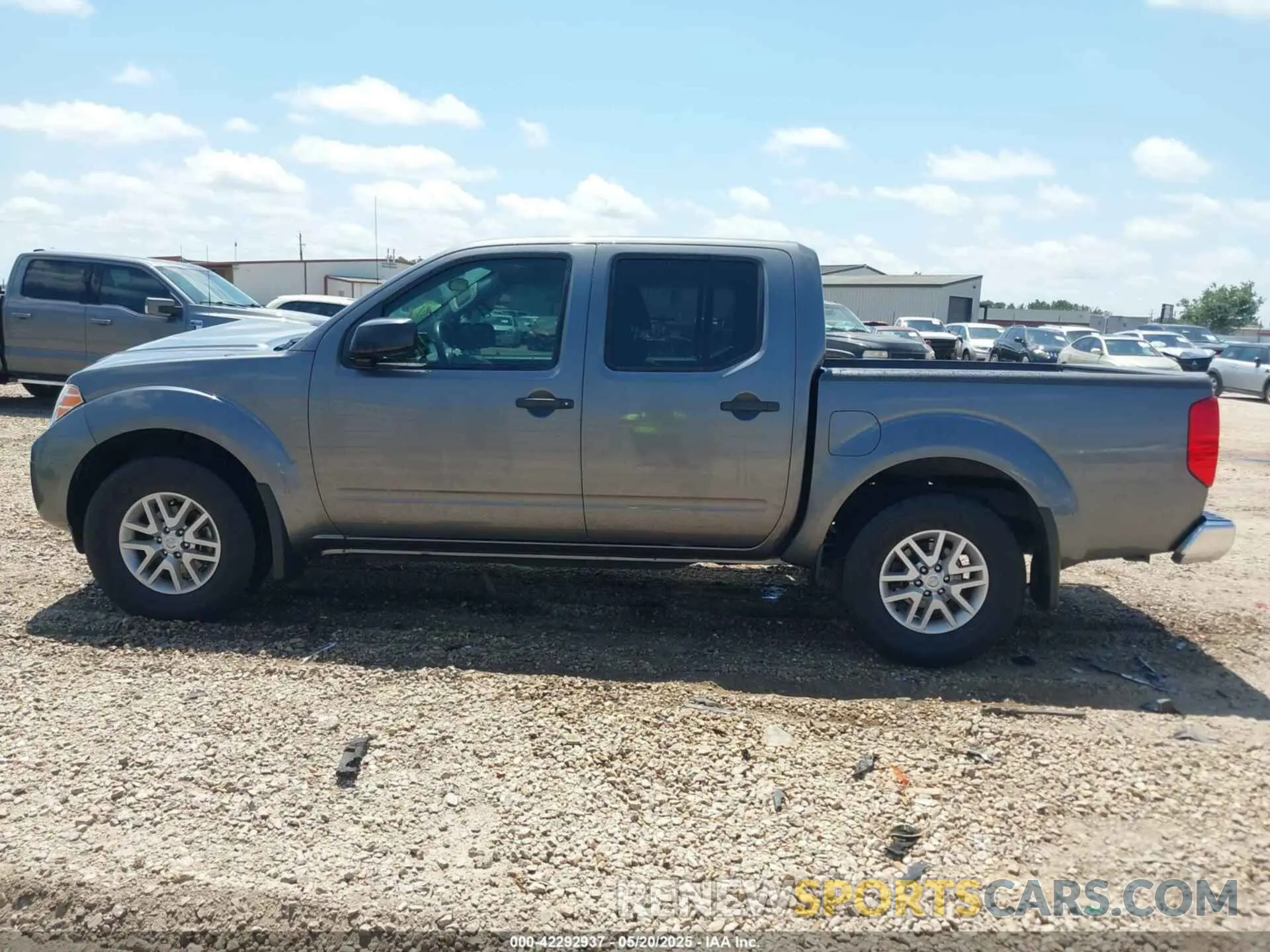 14 Photograph of a damaged car 1N6ED0EA0MN710260 NISSAN FRONTIER 2021