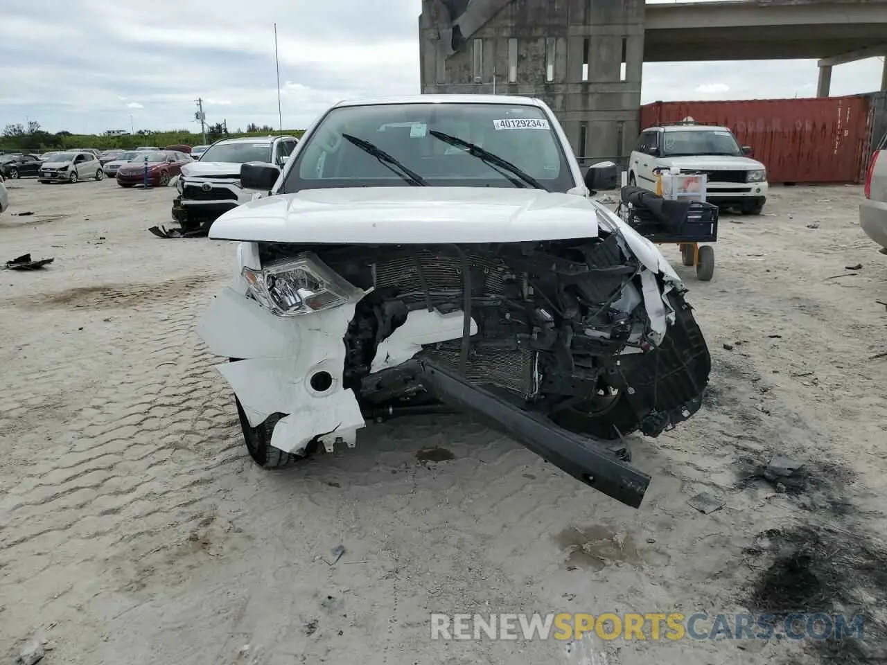 5 Photograph of a damaged car 1N6ED0EA1MN708727 NISSAN FRONTIER 2021