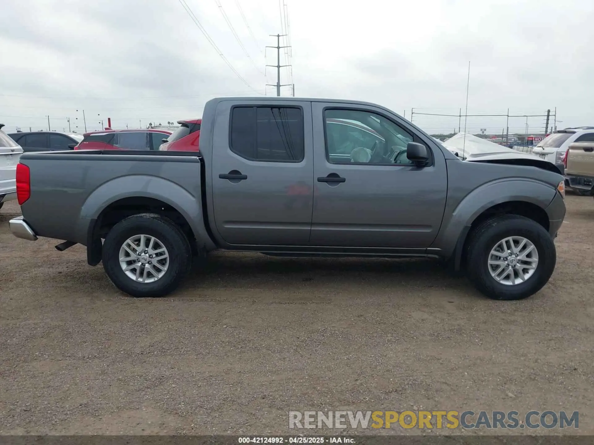 12 Photograph of a damaged car 1N6ED0EA1MN718285 NISSAN FRONTIER 2021
