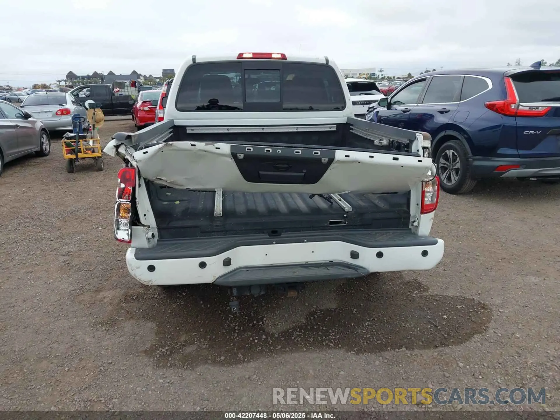 16 Photograph of a damaged car 1N6ED0EA3MN706638 NISSAN FRONTIER 2021