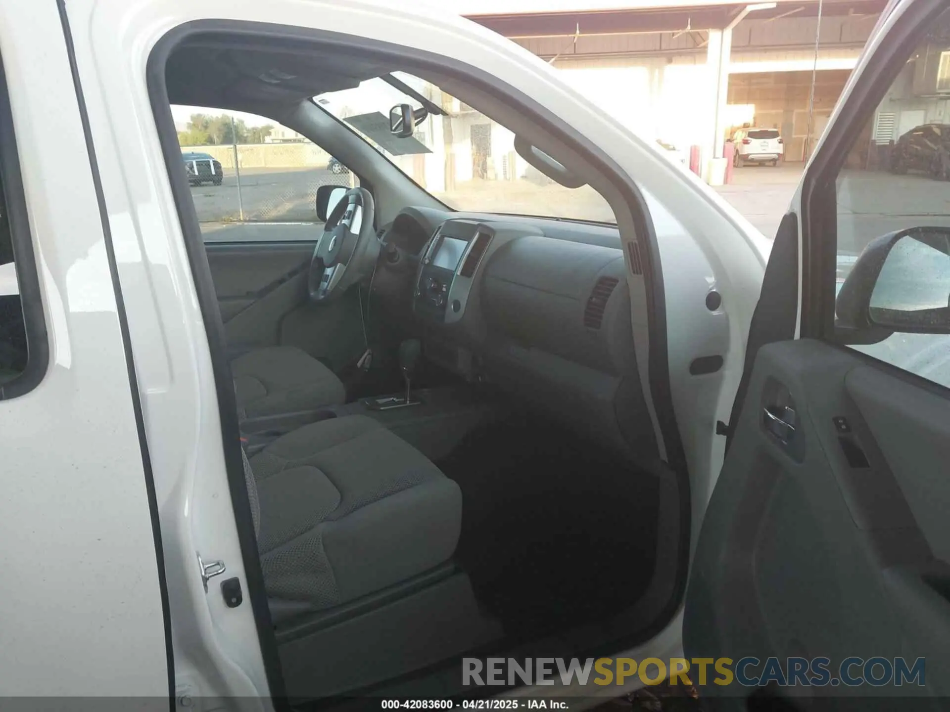 5 Photograph of a damaged car 1N6ED0EA3MN710382 NISSAN FRONTIER 2021